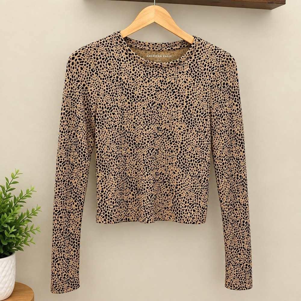 American Eagle Cheetah Animal Print Long Sleeve Crop Top Small NWT Fall Wardrobe